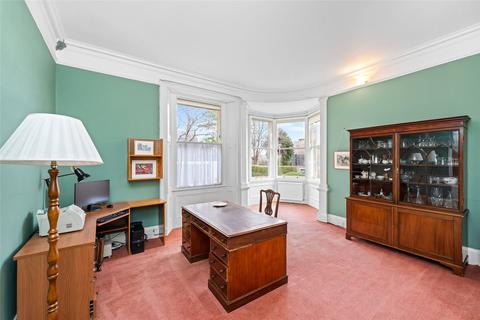 11a Lauder Road, Edinburgh, EH9 2EN