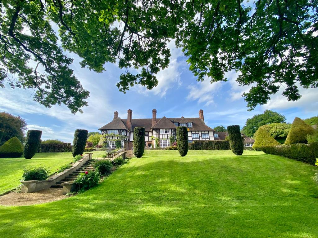 Ashton House