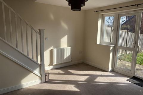 2 bedroom end of terrace house to rent, Tinkers Green Road, Wilnecote