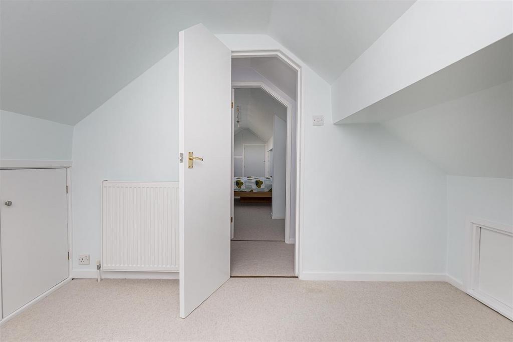 Bramleys Estate Agents - Moor Lane - Netherton (52