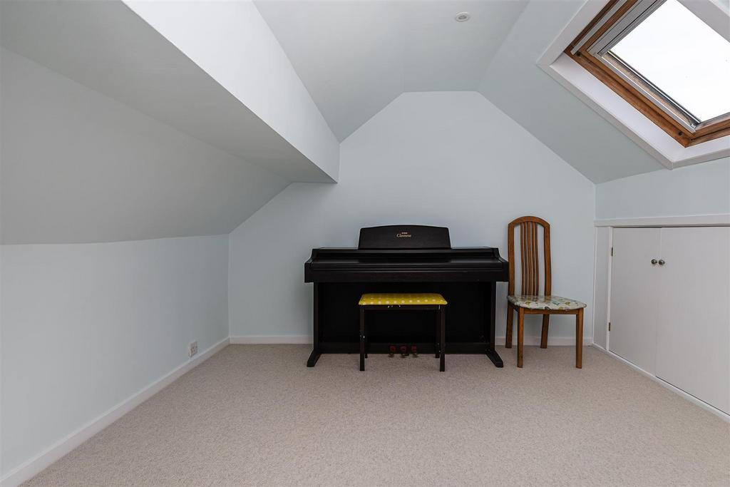 Bramleys Estate Agents - Moor Lane - Netherton (51
