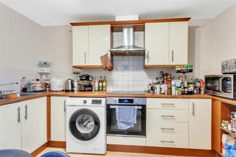 2 bedroom apartment for sale, Common Road, Evesham