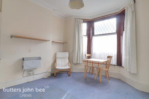 4 bedroom end of terrace house for sale, Stalbridge Road, Crewe