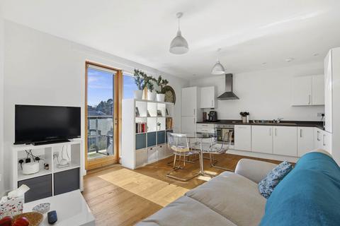 2 bedroom flat for sale, Corsica Street, Highbury