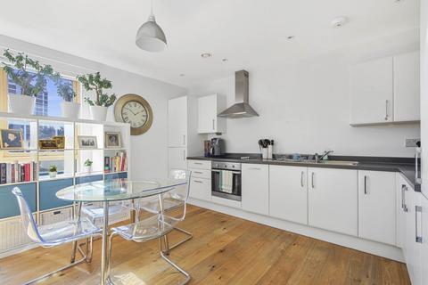 2 bedroom flat for sale, Corsica Street, Highbury