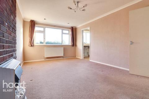 2 bedroom maisonette for sale, Guthlaxton Avenue, Lutterworth