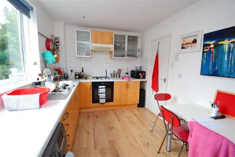 2 bedroom flat to rent, St Cross