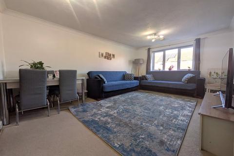 1 bedroom apartment to rent, Hunters Lodge, 99 Manor Road, Sidcup