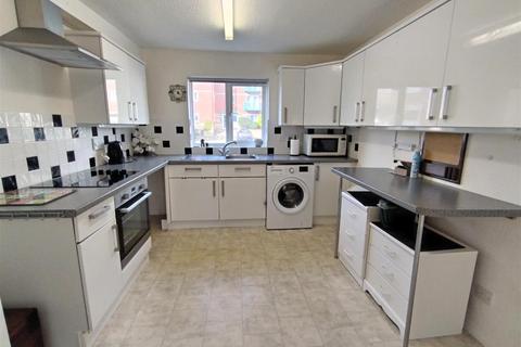 2 bedroom apartment for sale, Cypher House, Goose Island, Marina, Maritime Quarter, Swansea