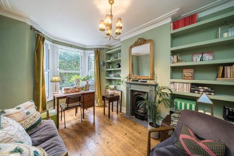 1 bedroom flat for sale, Petersfield Road, London W3