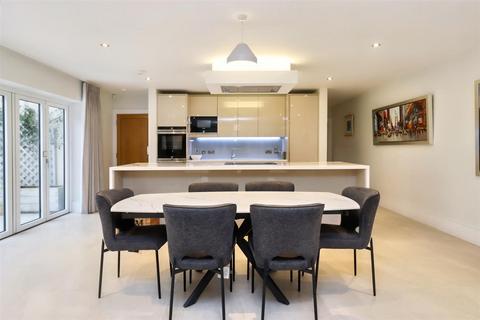 17 Burden Park, Clevedon, BS21 7GB