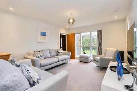 17 Burden Park, Clevedon, BS21 7GB