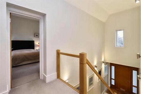17 Burden Park, Clevedon, BS21 7GB