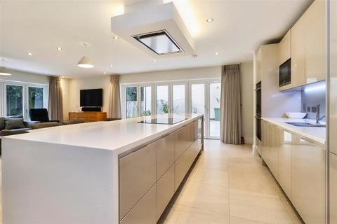 17 Burden Park, Clevedon, BS21 7GB