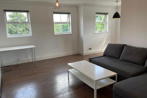 2 bedroom flat to rent, Commercial Way, London, SE15 5GQ