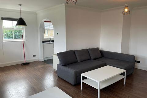 2 bedroom flat to rent, Commercial Way, London, SE15 5GQ