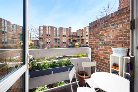 undefined, Wyndham Deedes House, Hackney Road, London, E2