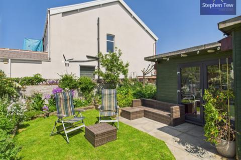 5 bedroom semi-detached house for sale, Broadway, Blackpool, FY4