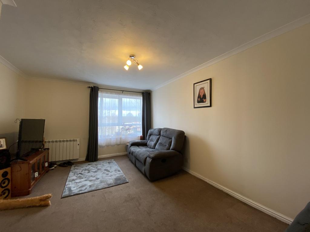 14 Alder Court, Dumfries, DG1 4 PF - Braidwoods Sol