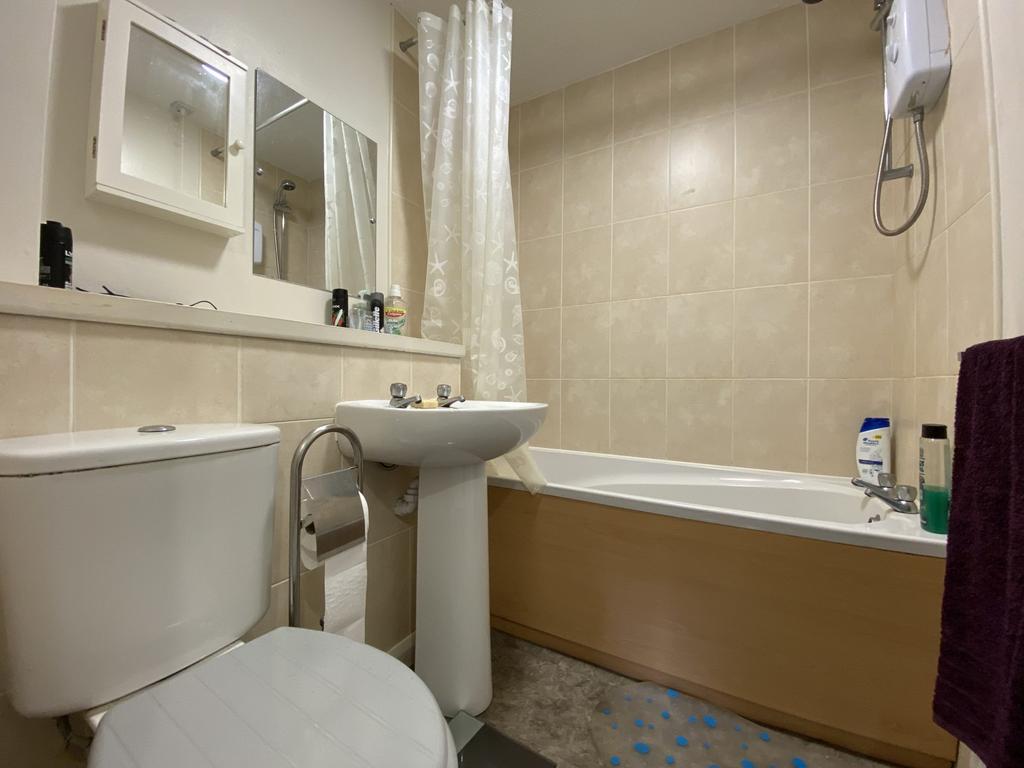 14 Alder Court, Dumfries, DG1 4 PF - Braidwoods Sol