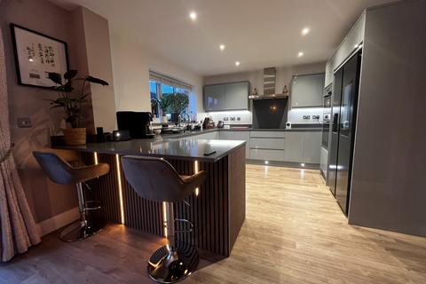 5 bedroom detached house for sale, Sidings Drive, Drakelow, Burton-on-Trent, DE15