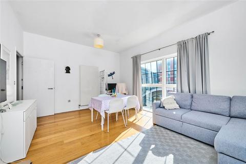 1 bedroom flat for sale, York Road, London, SW11