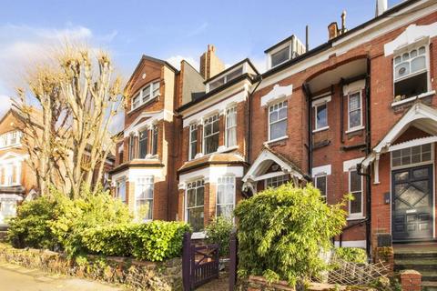 1 bedroom flat to rent, Church Crescent, Muswell Hill, N10