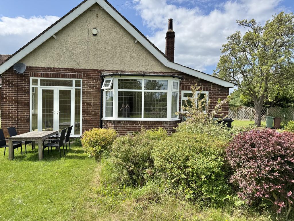 One Bedroom Semi Detached for Rent