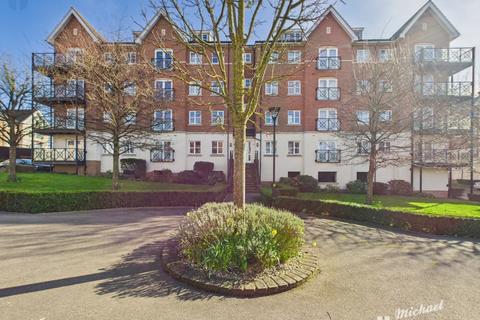 2 bedroom ground floor flat for sale, Viridian Square, Aylesbury, Buckinghamshire