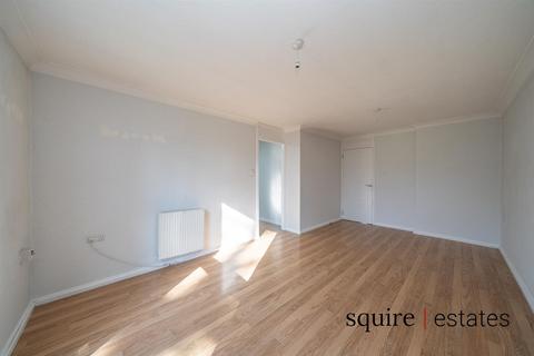 64 Bohemia, Hemel Hempstead, HP2 5RW