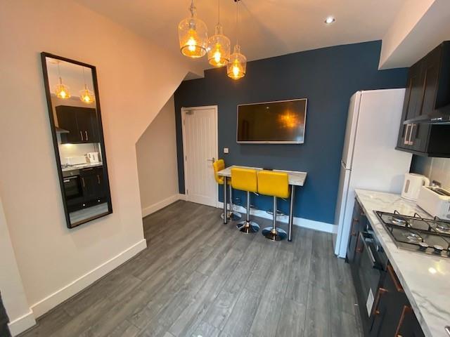 Kitchen 3.jpg
