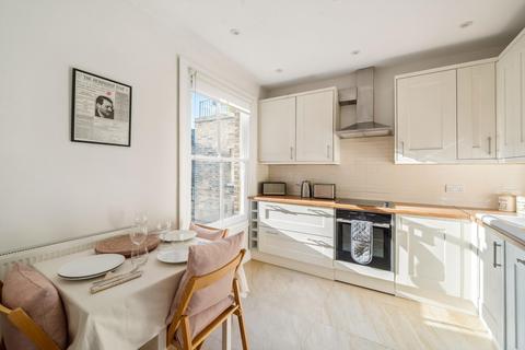 2 bedroom flat to rent, Uverdale Road, London, SW10