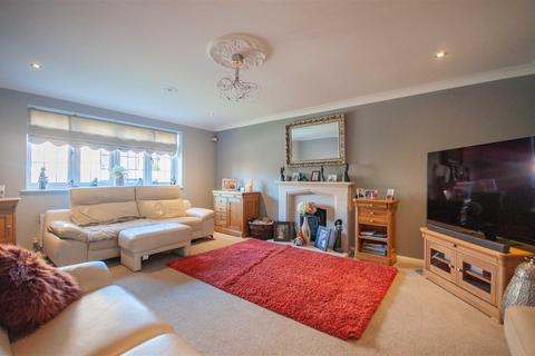 4 bedroom detached house for sale, Rainbow Mead, Hatfield Peverel, Chelmsford