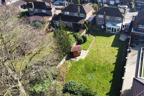 3 bedroom detached house for sale, Clifton Close, Maidenhead