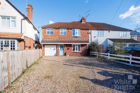 4 bedroom semi-detached house for sale, Loddon Bridge Road, Reading RG5