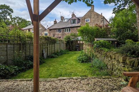 4 bedroom end of terrace house for sale, Market Street, Hayfield, High Peak