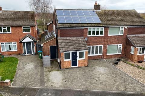 3 bedroom semi-detached house for sale, Northfield Road, Aylesbury, Buckinghamshire