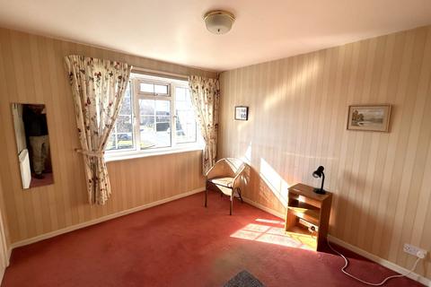 31 Beech Walk, Birkenshaw, Bradford, BD11 2PE