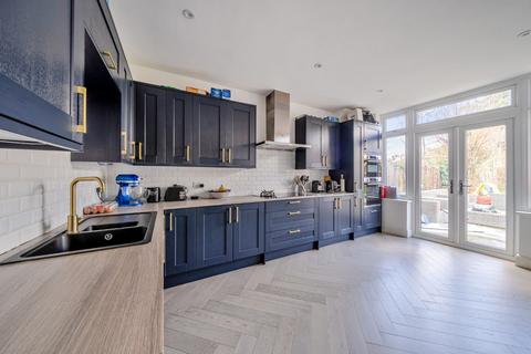 3 bedroom semi-detached house for sale, Moss Hall Grove, London, Greater London, N12