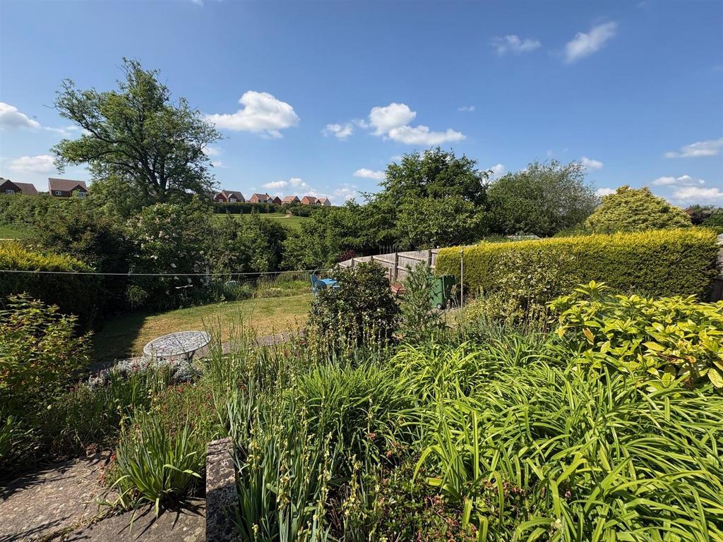 Garden 1.jpg