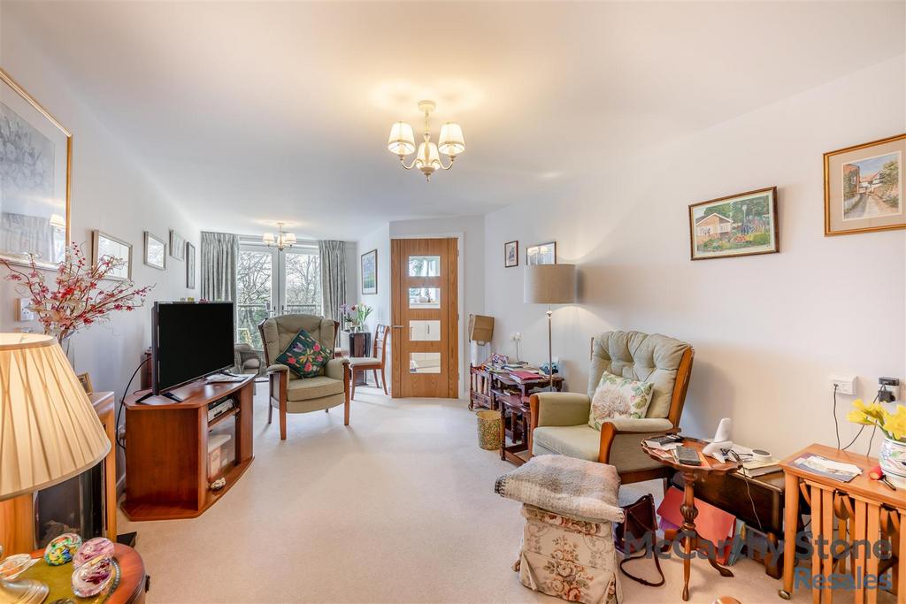 8637756-interior19.jpg