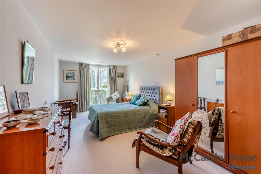 8637756-interior11.jpg