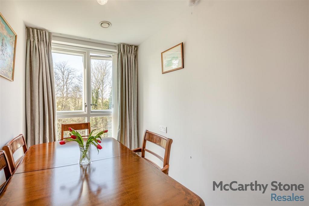 8637756-interior09.jpg