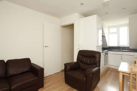 1 bedroom flat to rent, Fantastic property in sought after Golders Green