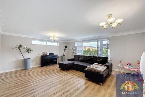 6 bedroom detached house for sale, Chatsworth Road, Ainsdale, Southport PR8