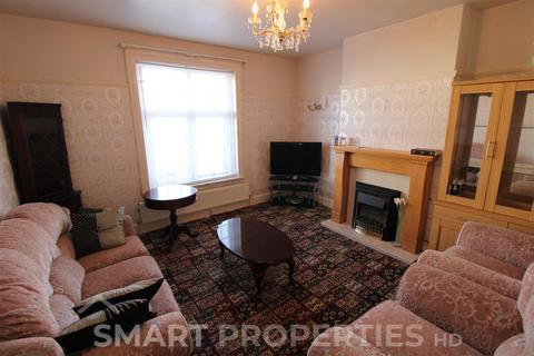 2 bedroom detached bungalow to rent, Tom Lane, Huddersfield HD4