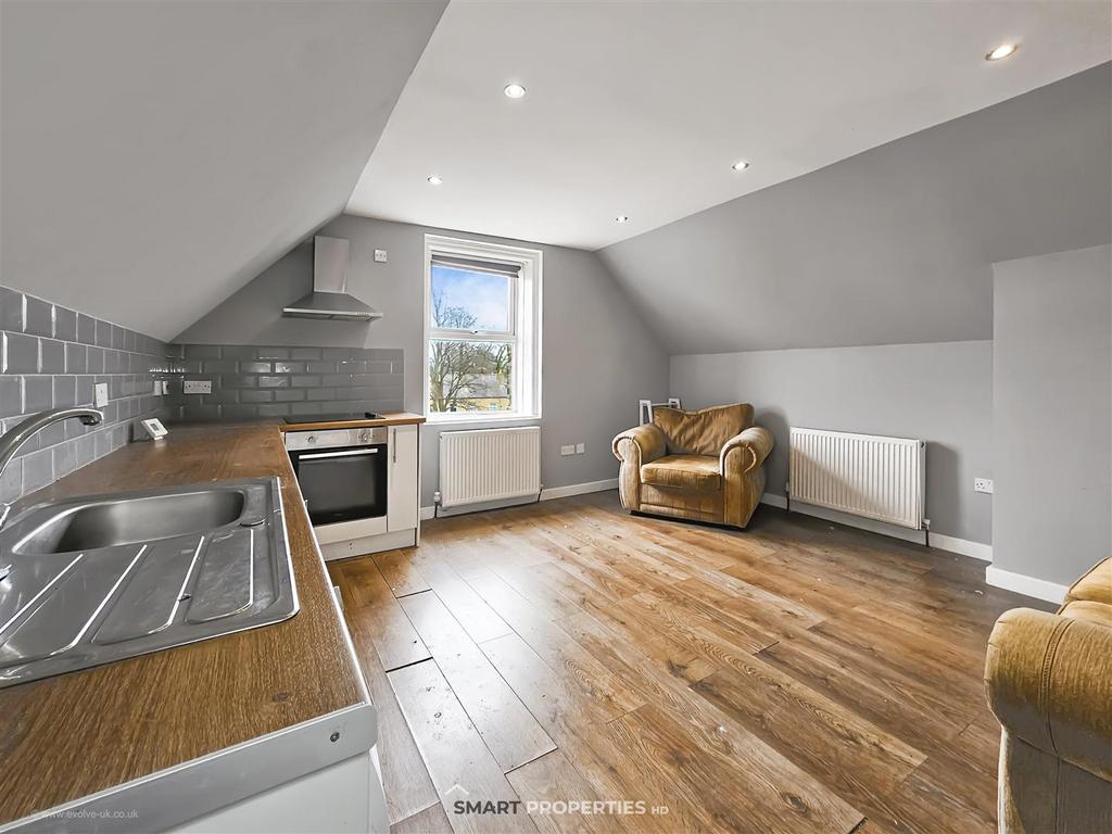 Flat 8
