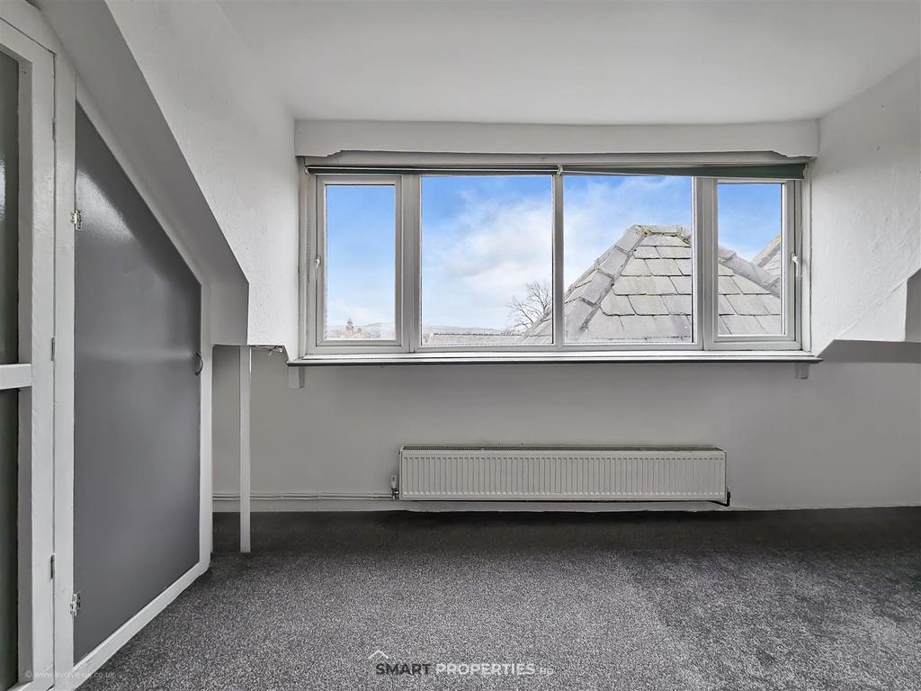 Flat 9