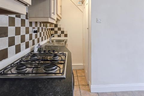 2 bedroom terraced house for sale, Wellington Street, Huddersfield HD3