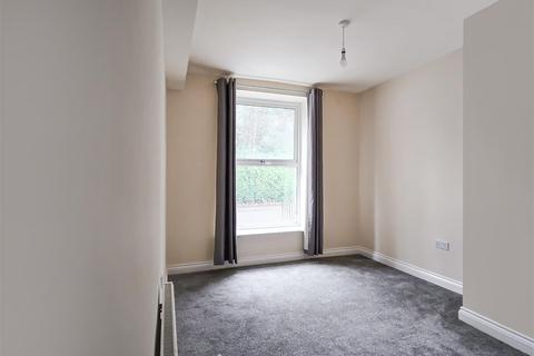 1 bedroom end of terrace house for sale, Reins Terrace, Honley HD9